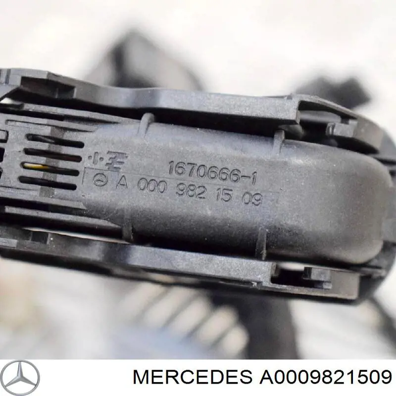  Mercedes A2125400281 precio, desde 56,87 EUR