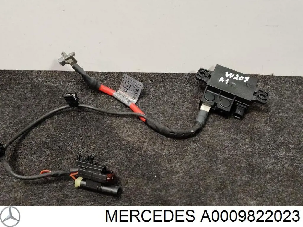 A0009822023 Mercedes