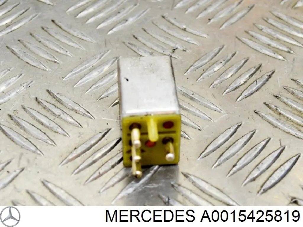 A0015425819 Mercedes