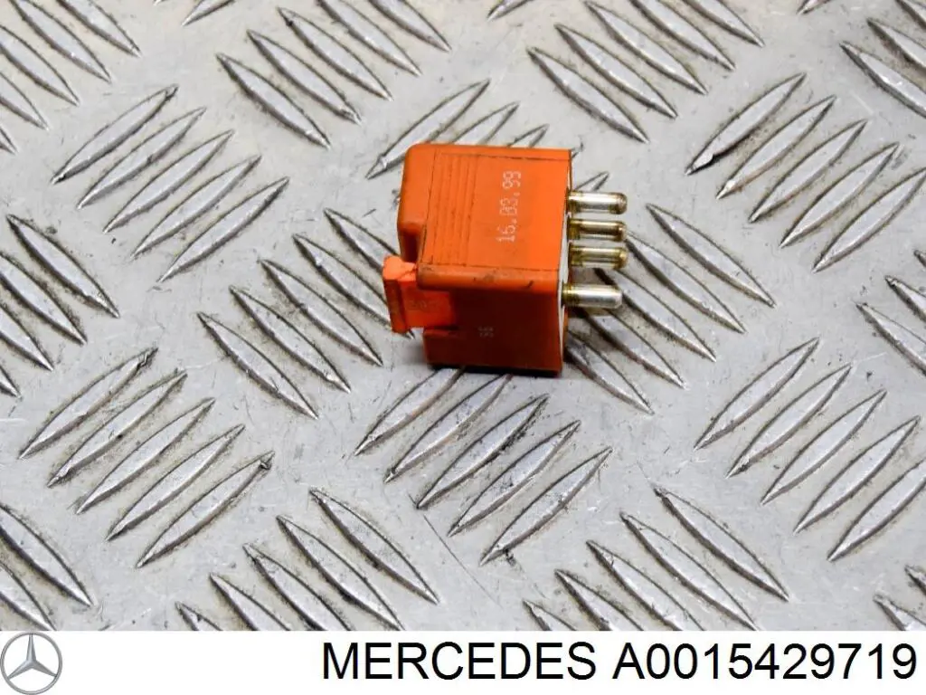 A0015429719 Mercedes