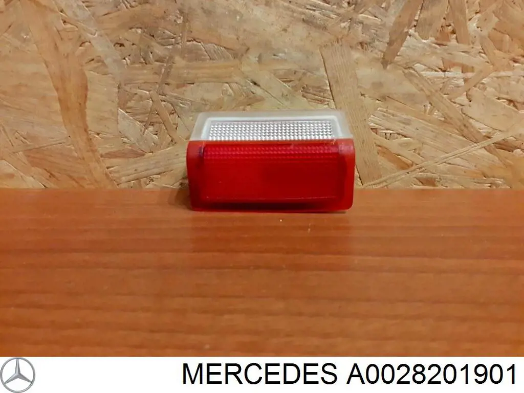 Comprar A0028201901 Mercedes Lámpara de cortesía de puerta