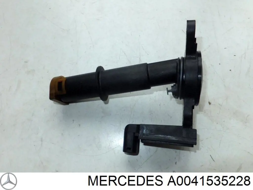 A0041535228 Mercedes sensor de nivel de aceite del motor