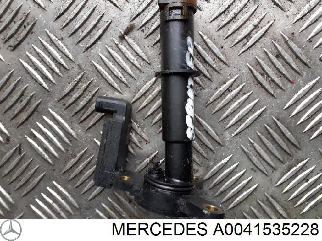 Manómetro de presión de aceite Mercedes A0041535228 precio, desde 101,79 EUR