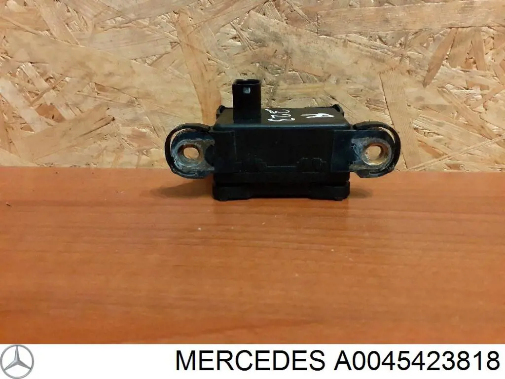 Comprar A0045423818 Mercedes Sensor de aceleración lateral (ESP)