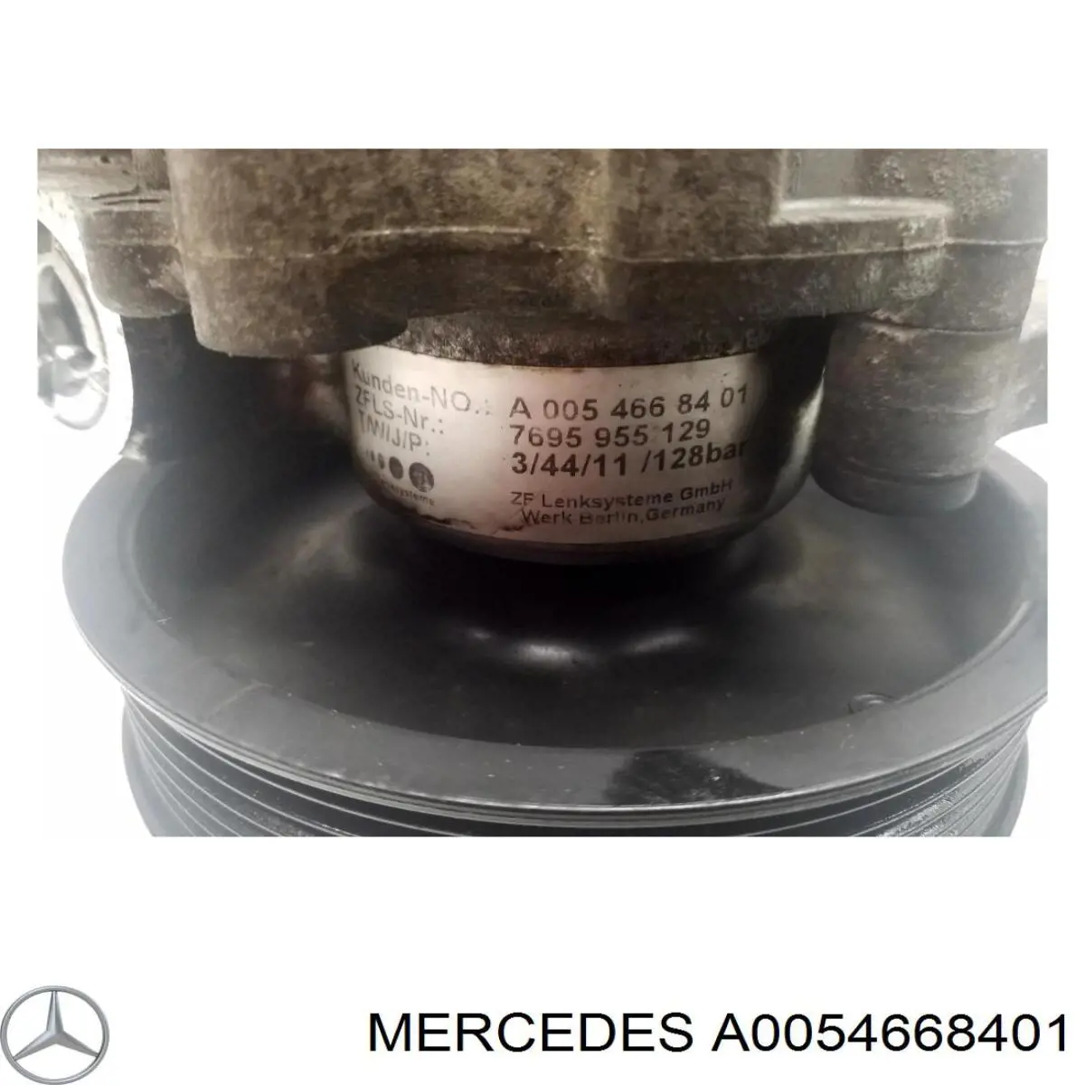 Bomba de dirección hidráulica Mercedes A0054668401
