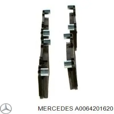 A0064201620 Mercedes pastillas de freno delanteras