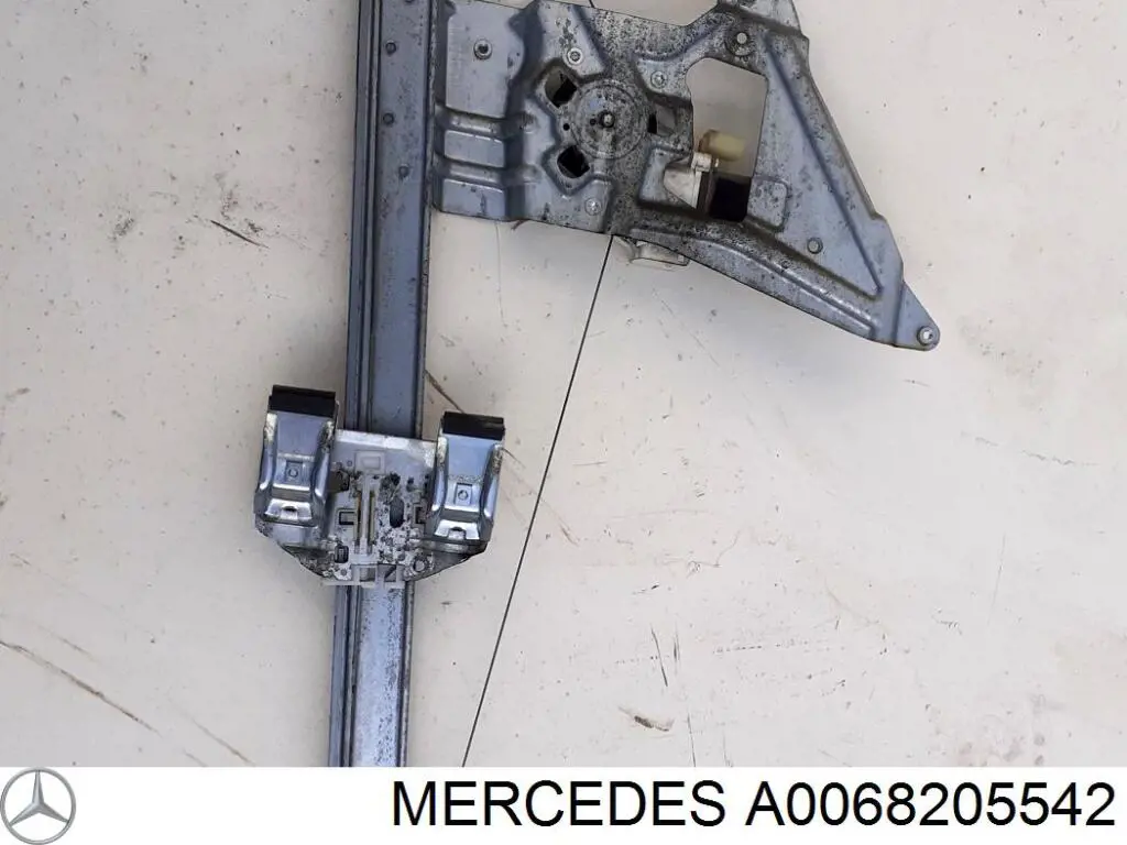 A0068205542 Mercedes Motor del elevalunas de la puerta delantera derecha