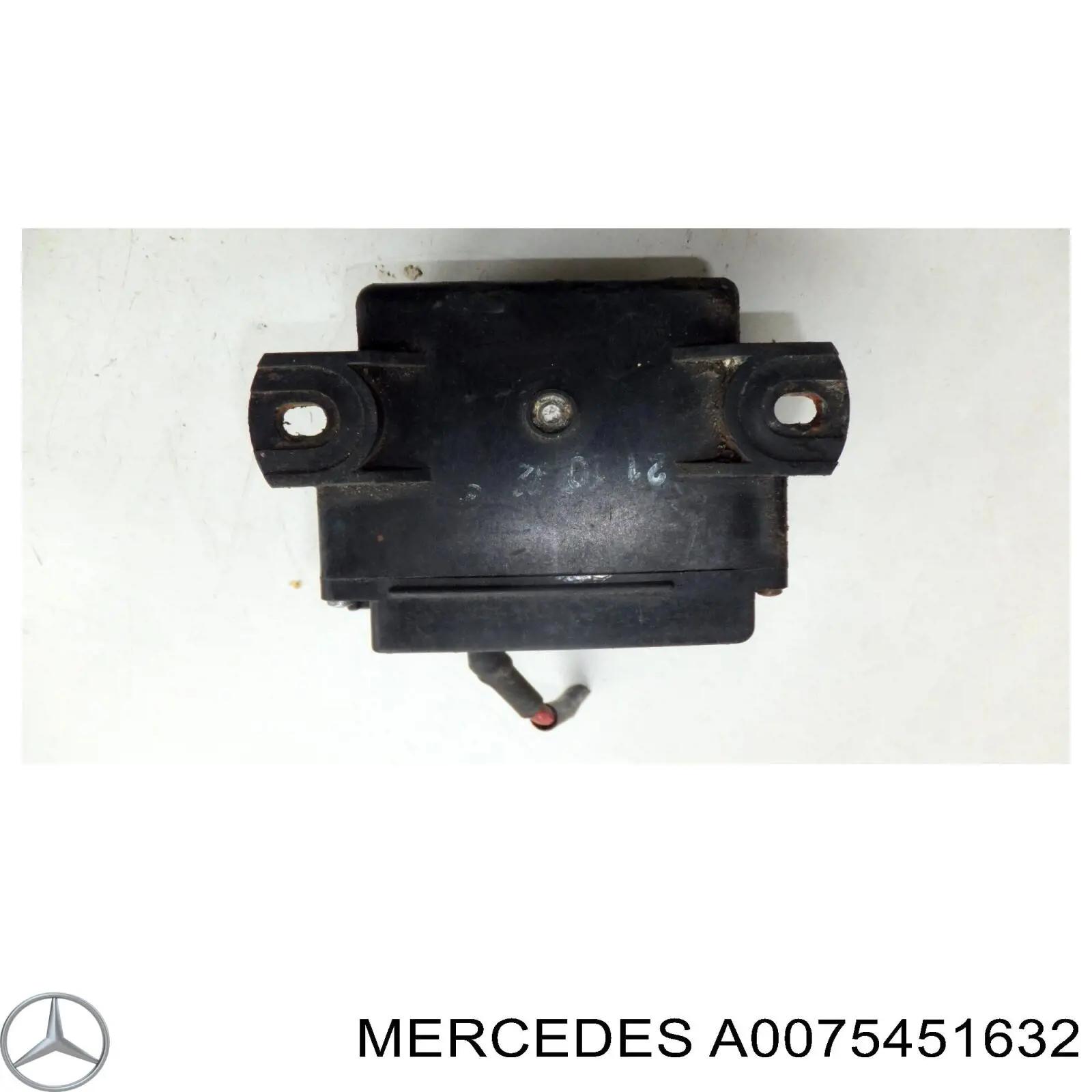 Relé de bujía de precalentamiento Mercedes A0075451632 precio, desde 76,96 EUR