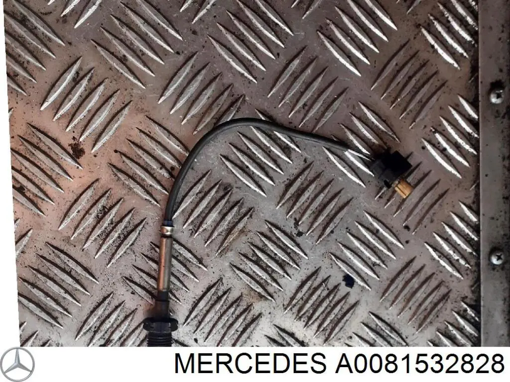 0081532828 Mercedes