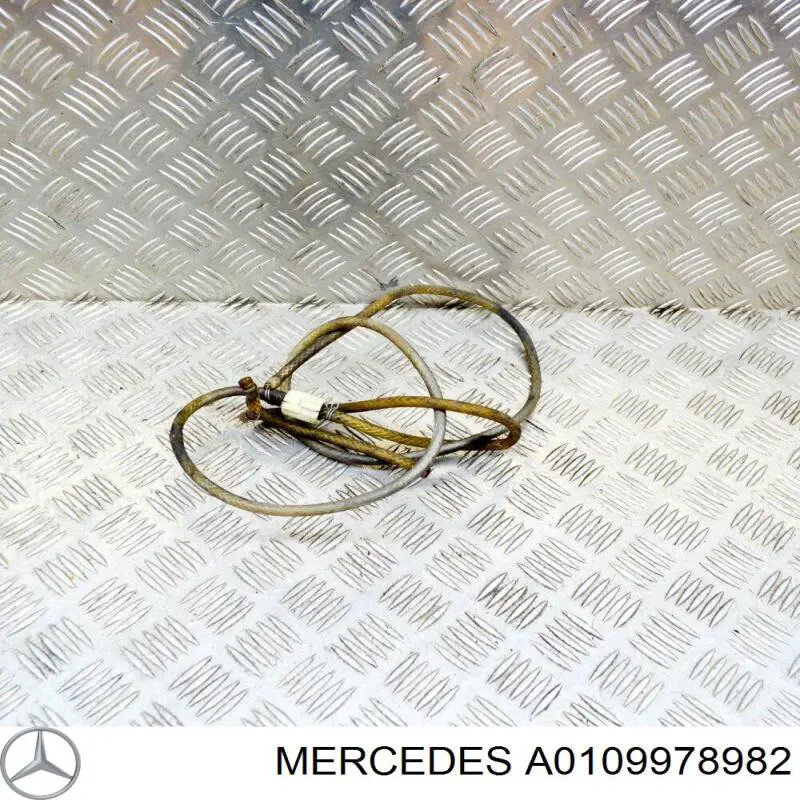 Manguera de limpiaparabrisas universal Mercedes A0109978982 precio, desde 9,56 EUR