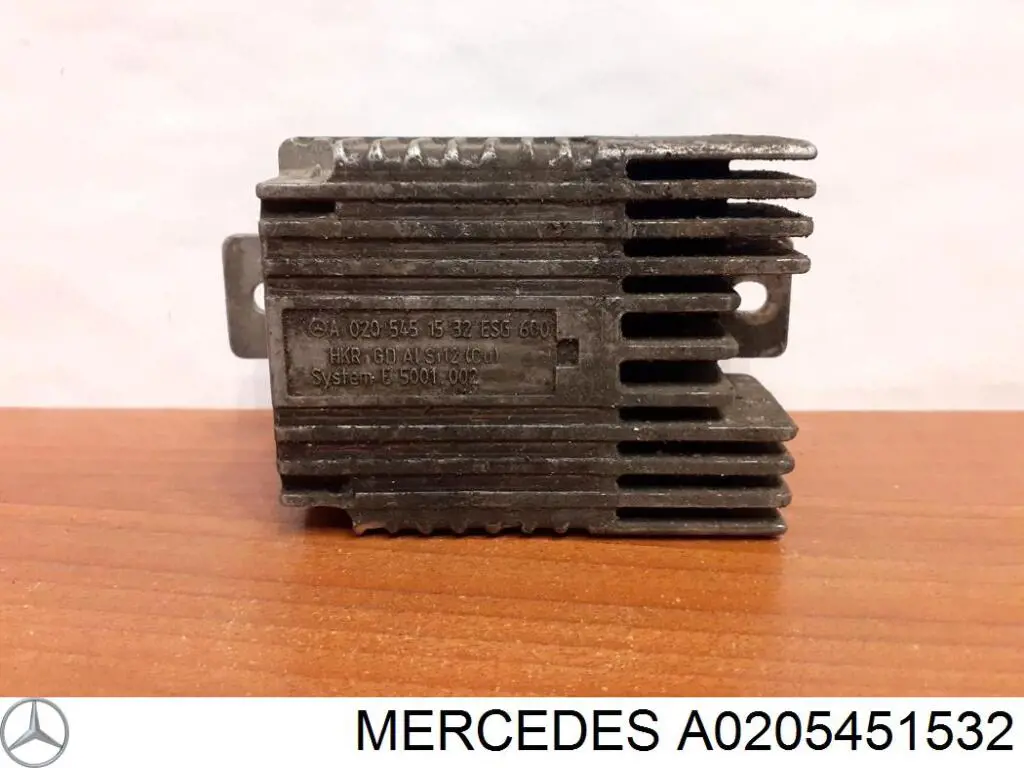 A0205451532 Mercedes control de velocidad de el ventilador de enfriamiento (unidad de control)