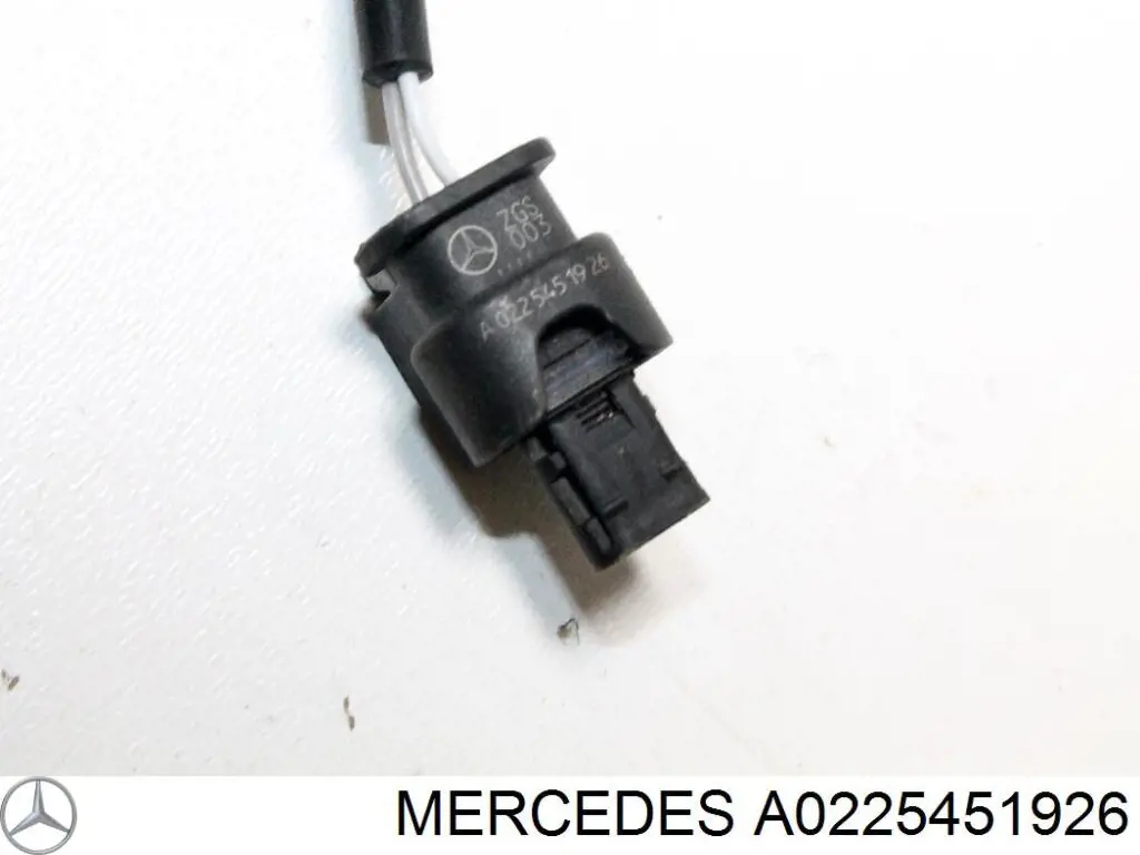 Conector universal Mercedes A0225451926 precio, desde 7,80 EUR