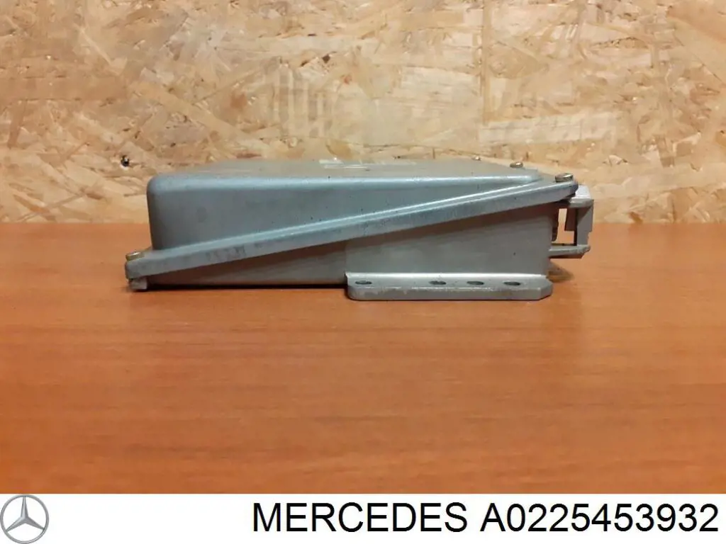 A0225453932 Mercedes módulo de control del motor (ecu)