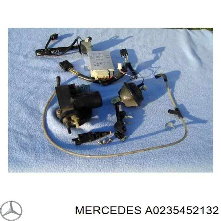 0235452132 Mercedes