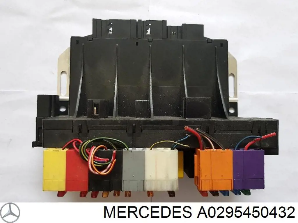 Caja de fusibles A0295450432 Mercedes