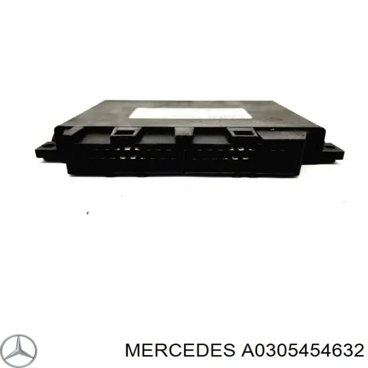 Regulador de velocidad del ventilador de refrigeración (unidad de control) Mercedes A0305454632
