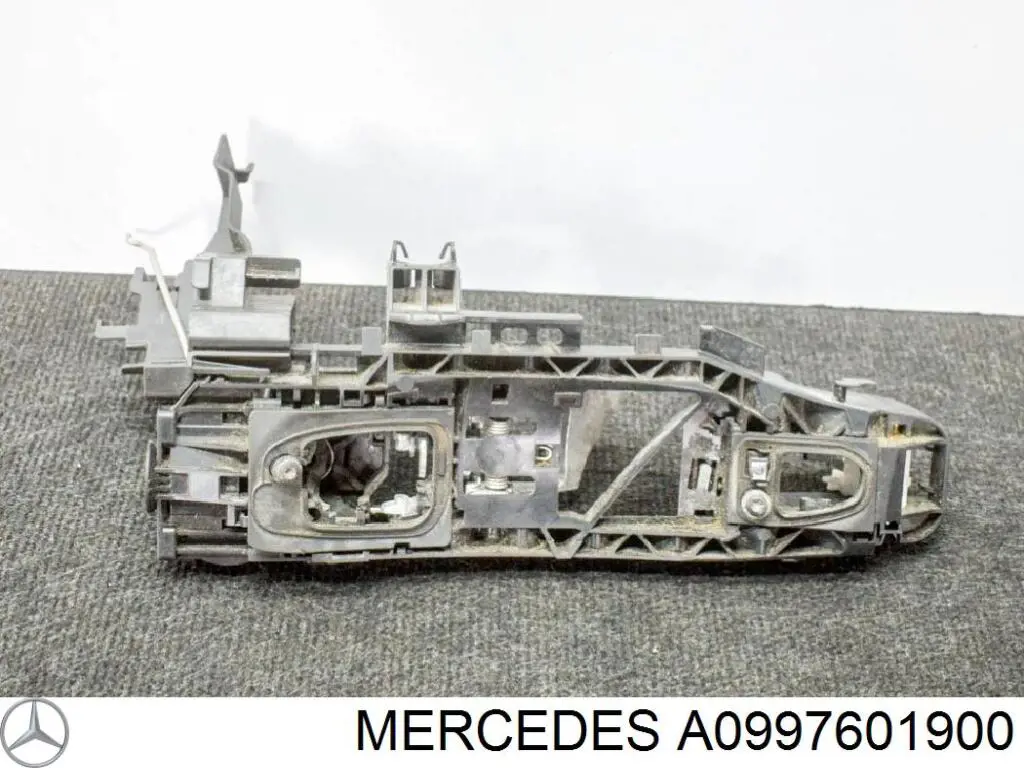 0997601900 Mercedes