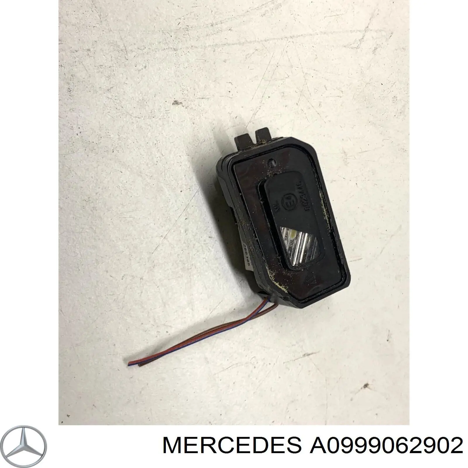 A0999062902 Mercedes