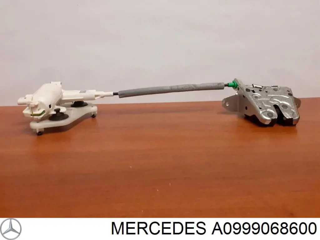Comprar A0999068600 Mercedes Motor de cierre suave del maletero