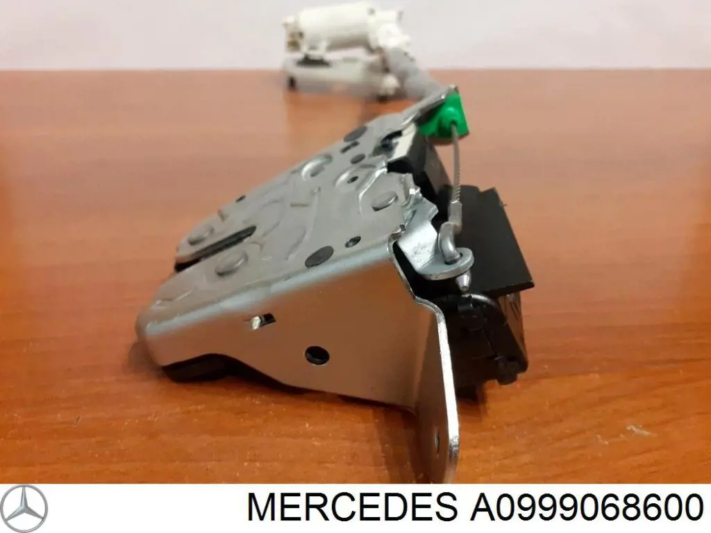 Motor de cierre suave del maletero A0999068600 Mercedes
