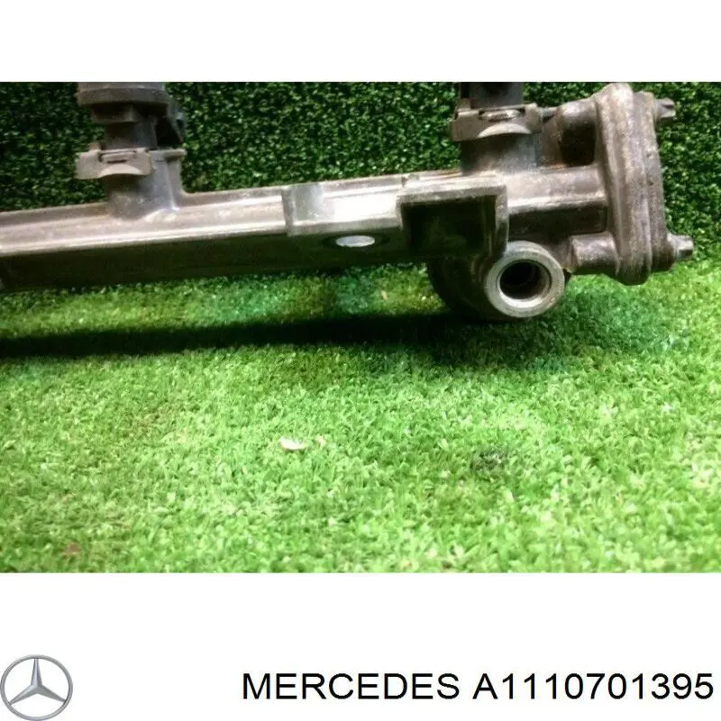 Rampa de combustible Mercedes A1110701395 precio, desde 515,59 EUR