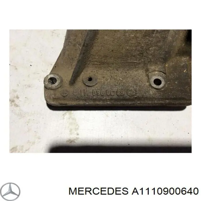 A1110900640 Mercedes soporte del sobrealimentador del motor