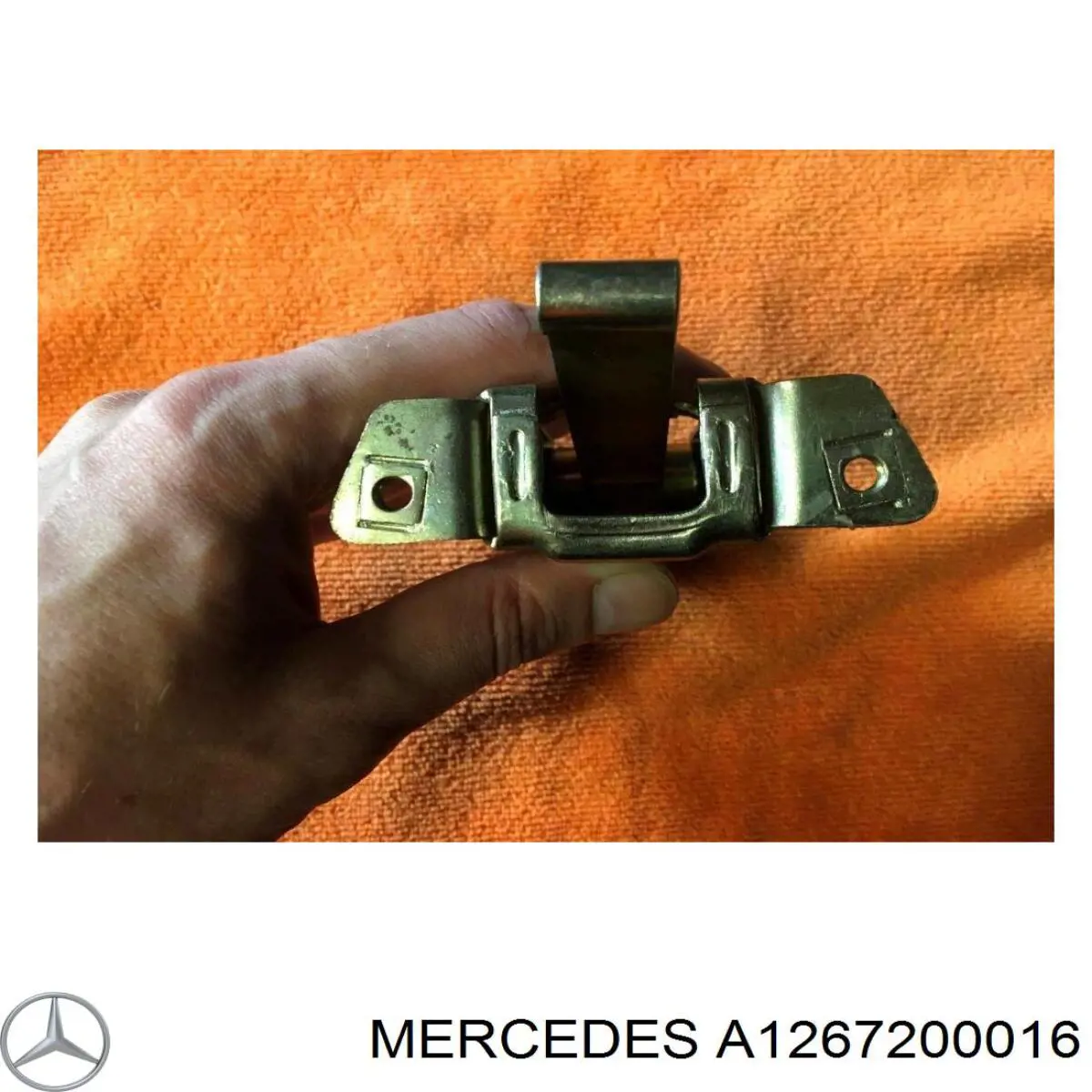 A1267200016 Mercedes asegurador puerta delantera