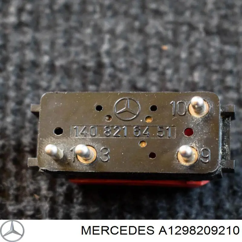 1298209210 Mercedes