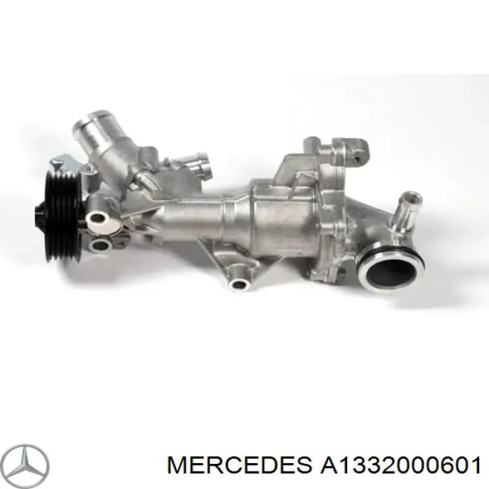 A1332000601 Mercedes bomba de agua