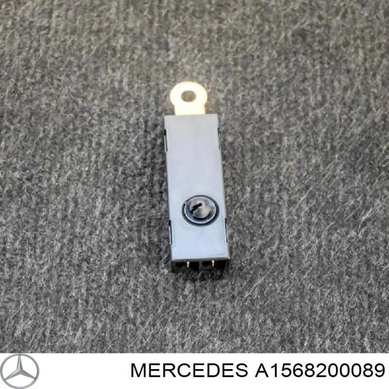 Filtro de interferencias del amplificador de antena A1568200089 Mercedes