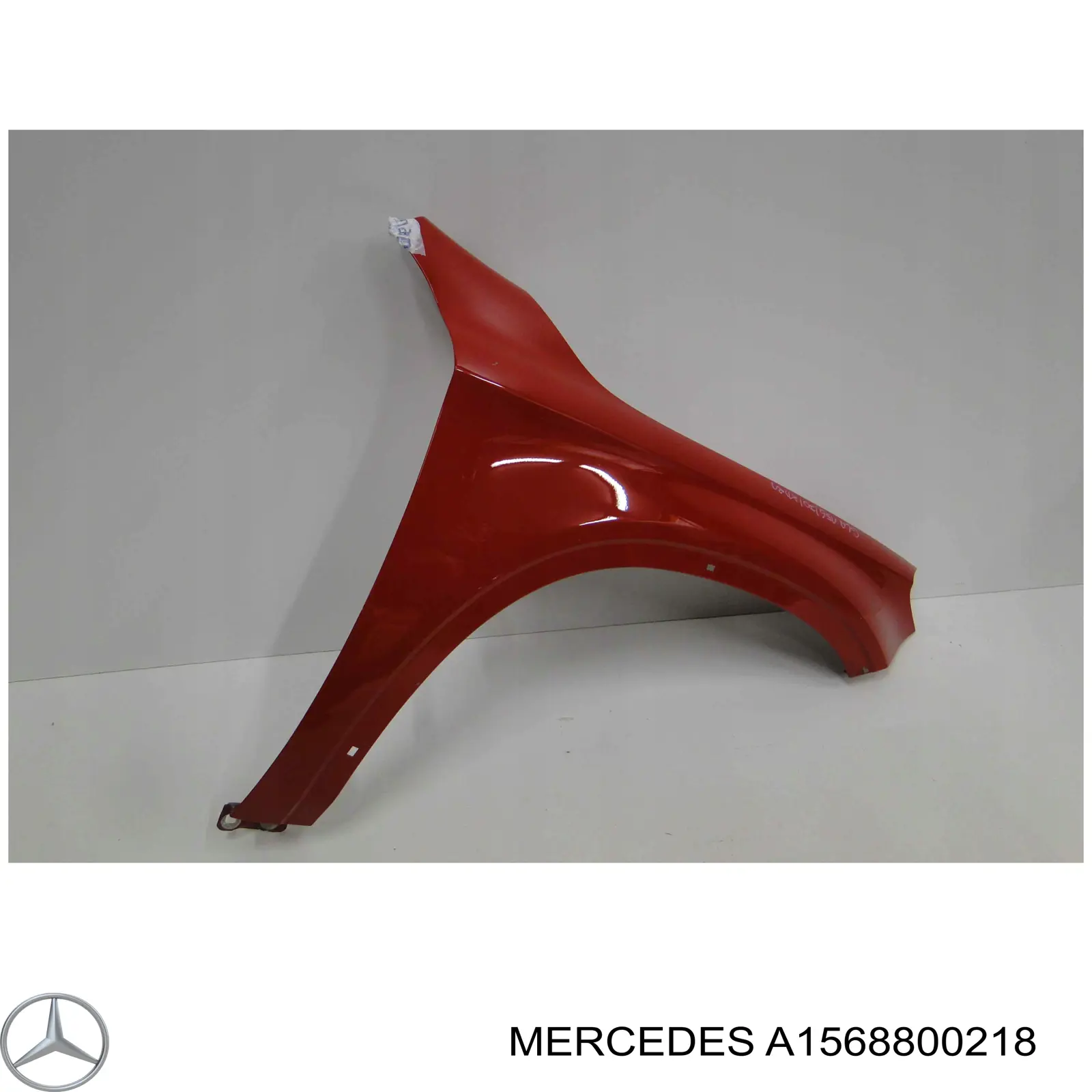 Guardabarros delanteros derecho Mercedes A1568800218 precio, desde 136,73 EUR