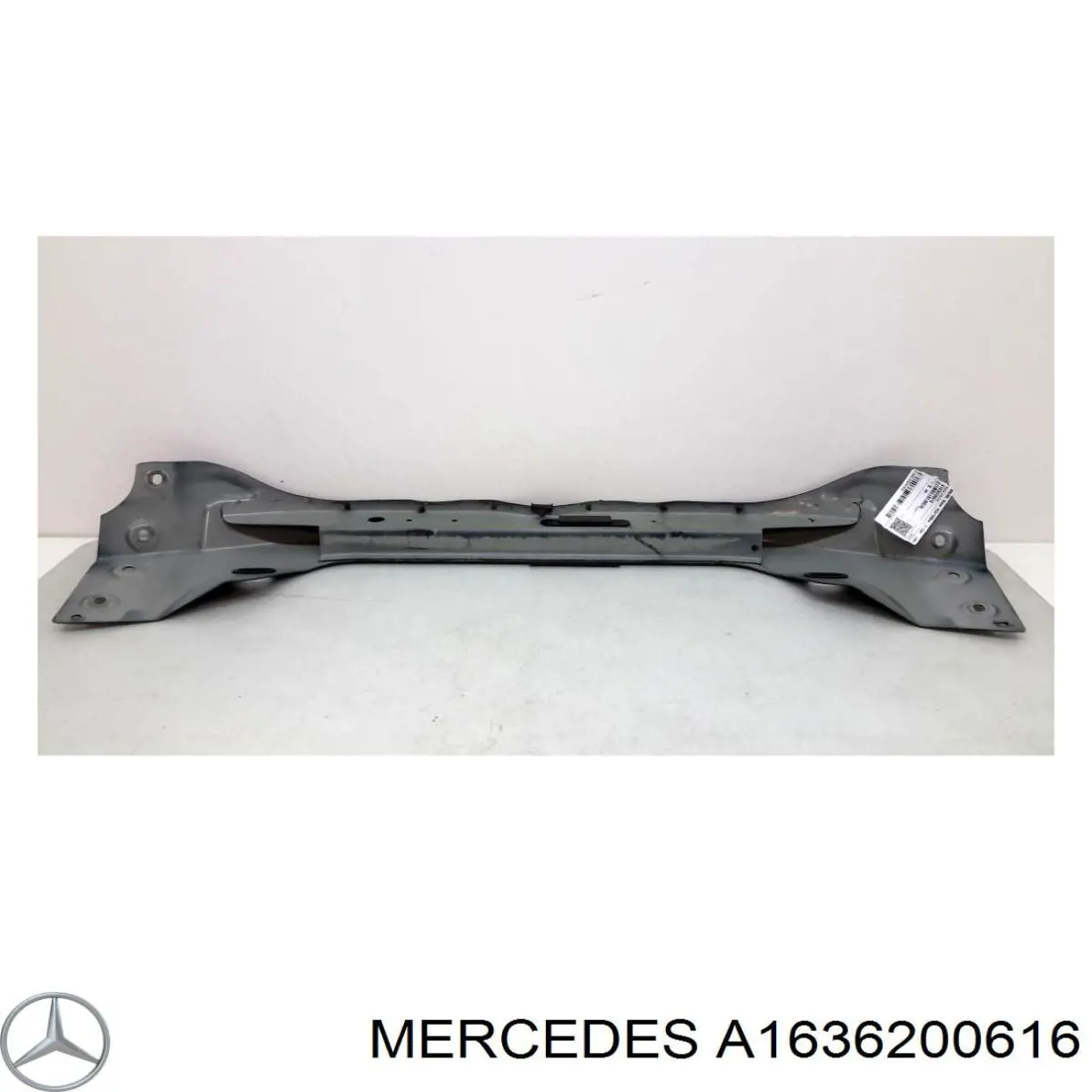 A1636200616 Mercedes soporte de radiador superior