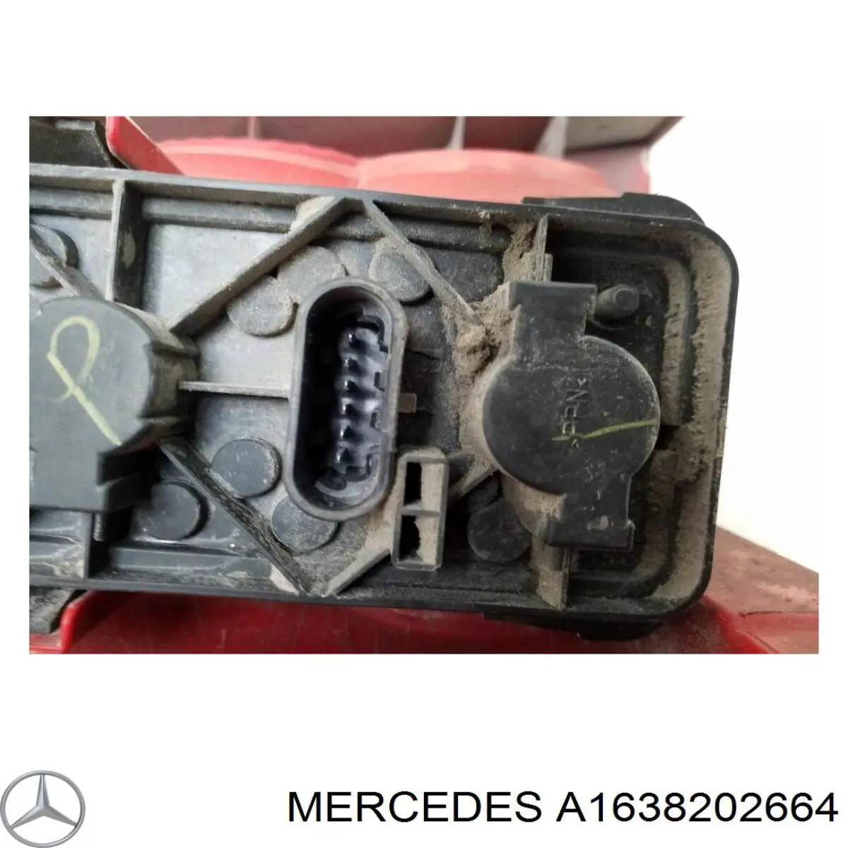 1638202664 Mercedes