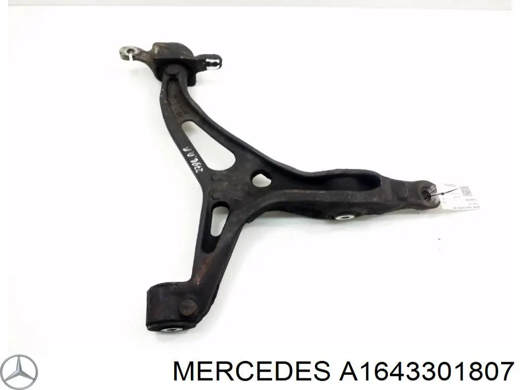 Brazo inferior derecho de la suspensión delantera Mercedes A1643301807 precio, desde 175,69 EUR