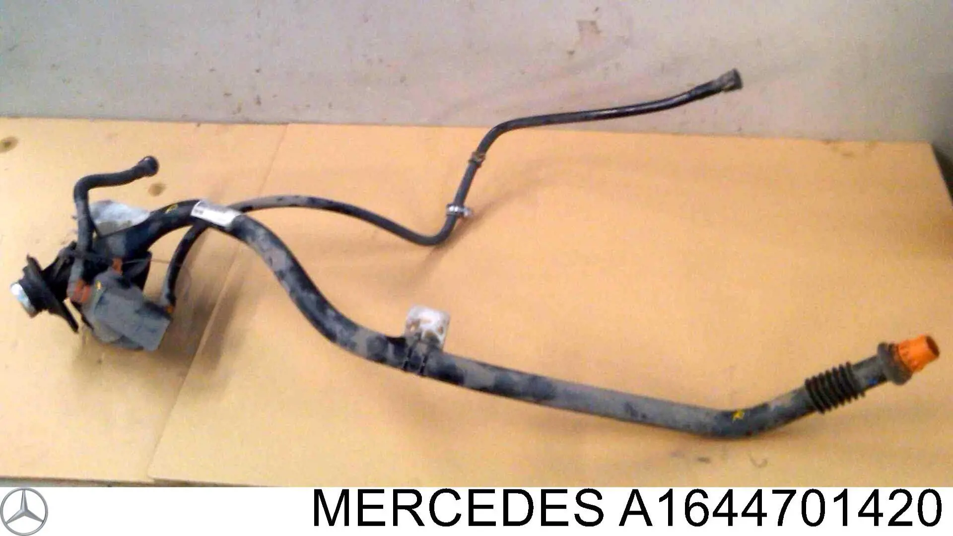 A1644701420 Mercedes