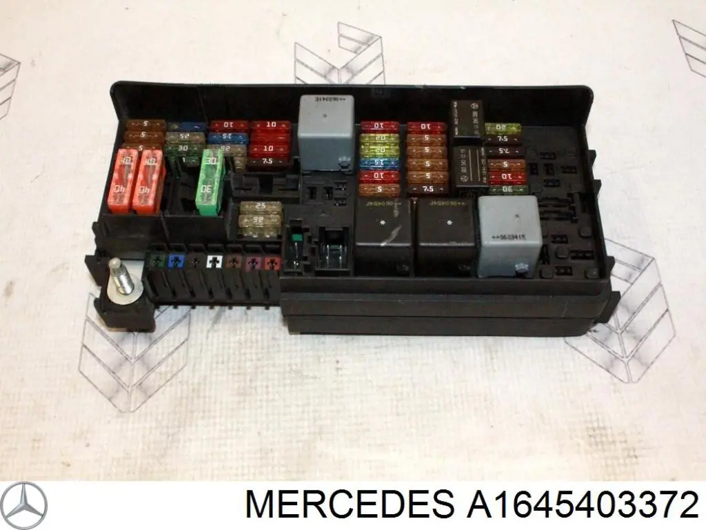 A1645403372 Mercedes caja de fusibles