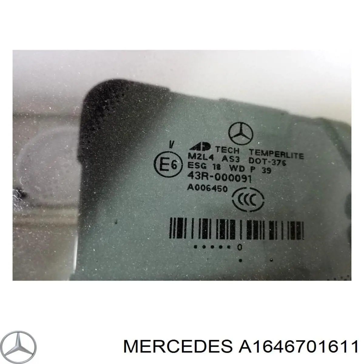 1646701611 Mercedes ventanilla costado superior derecha (lado maletero)