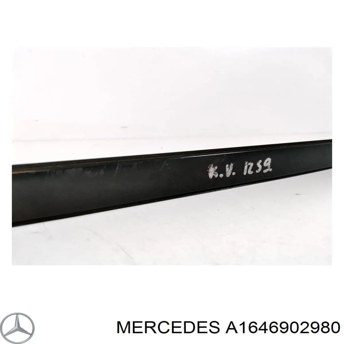 A1646902980 Mercedes