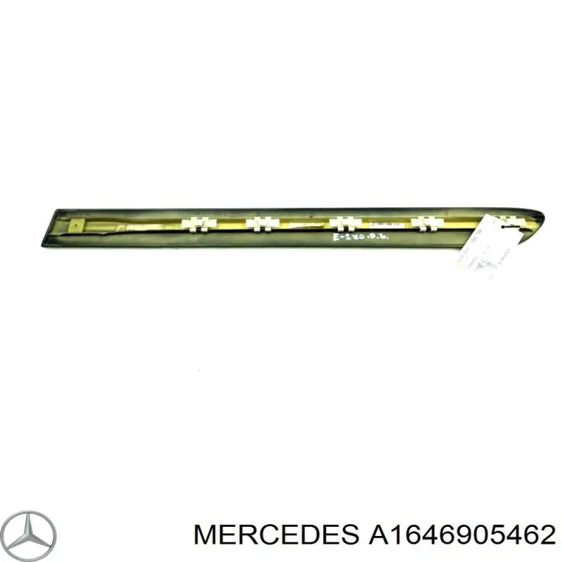 Moldura de puerta trasera derecha A1646905462 Mercedes