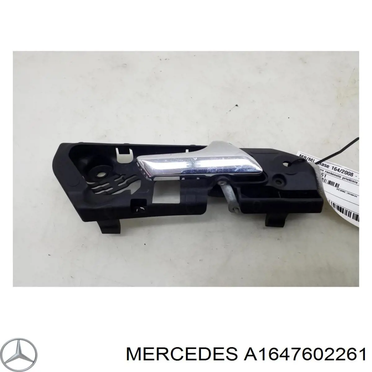 A1647602261 Mercedes manecilla de puerta, equipamiento habitáculo, delantera derecha
