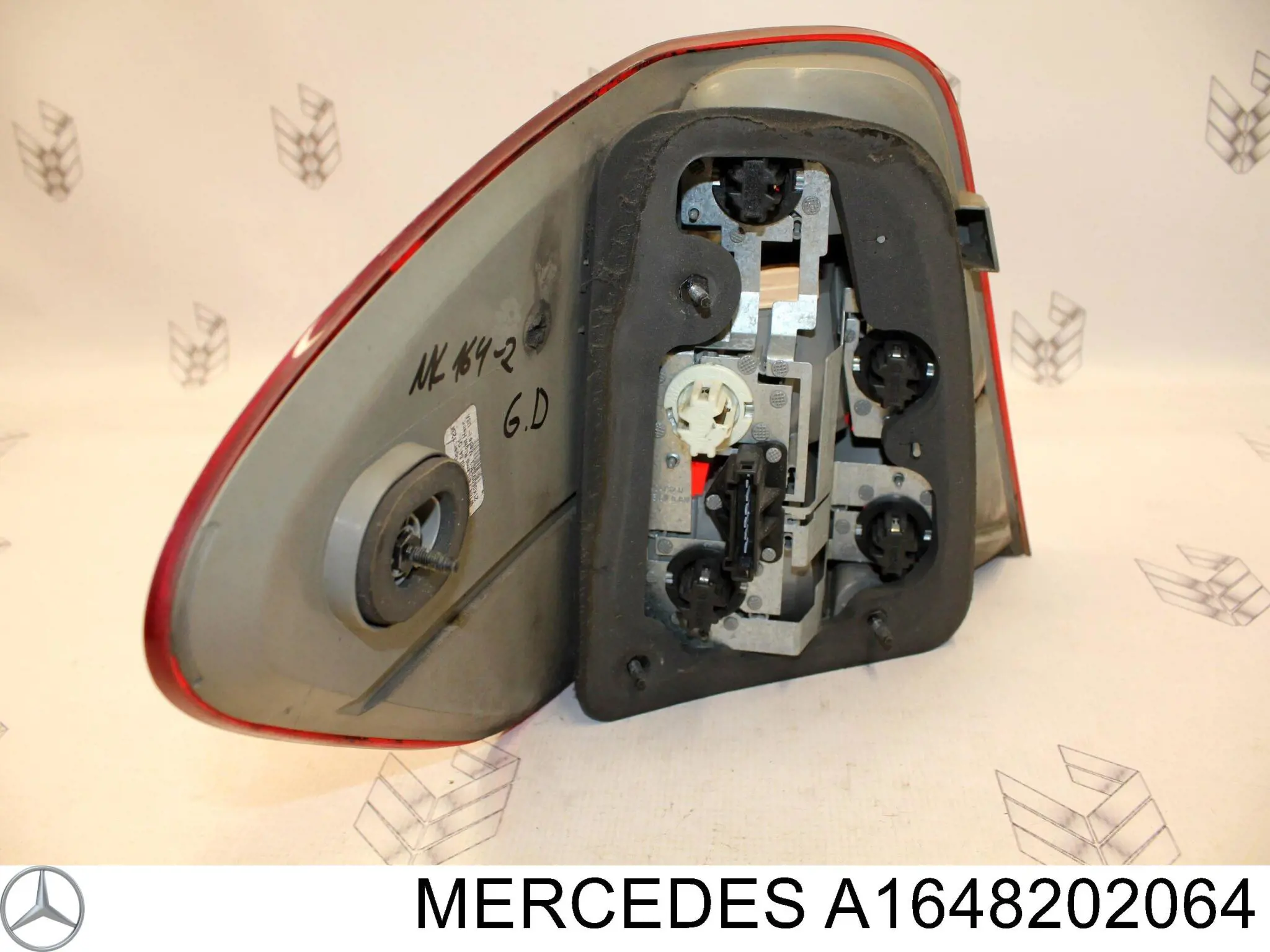 Piloto trasero derecho Mercedes A1648202064 precio, desde 151,01 EUR
