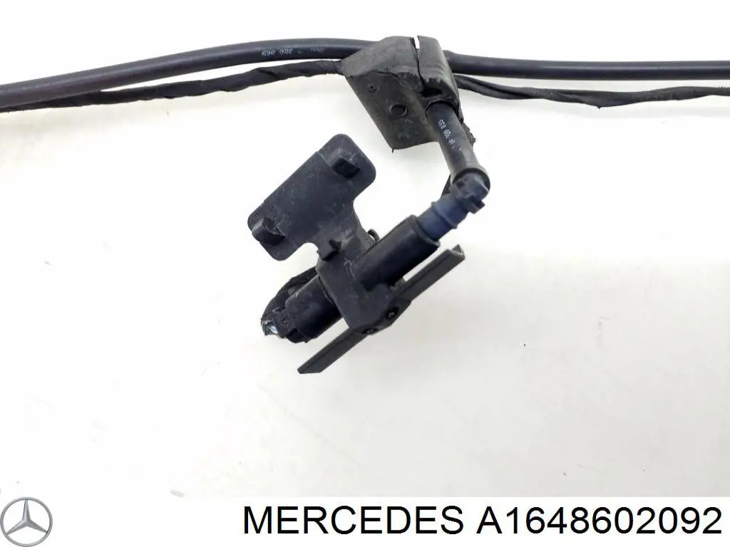 A1648602092 Mercedes 