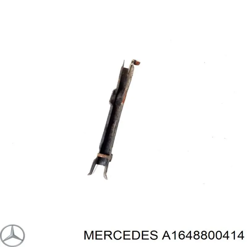 Guía derecha del parachoques delantero A1648800414 Mercedes