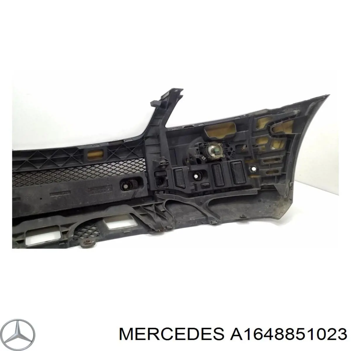 Embellecedor de faro antiniebla derecho Mercedes A1648851023 precio, desde 33,71 EUR
