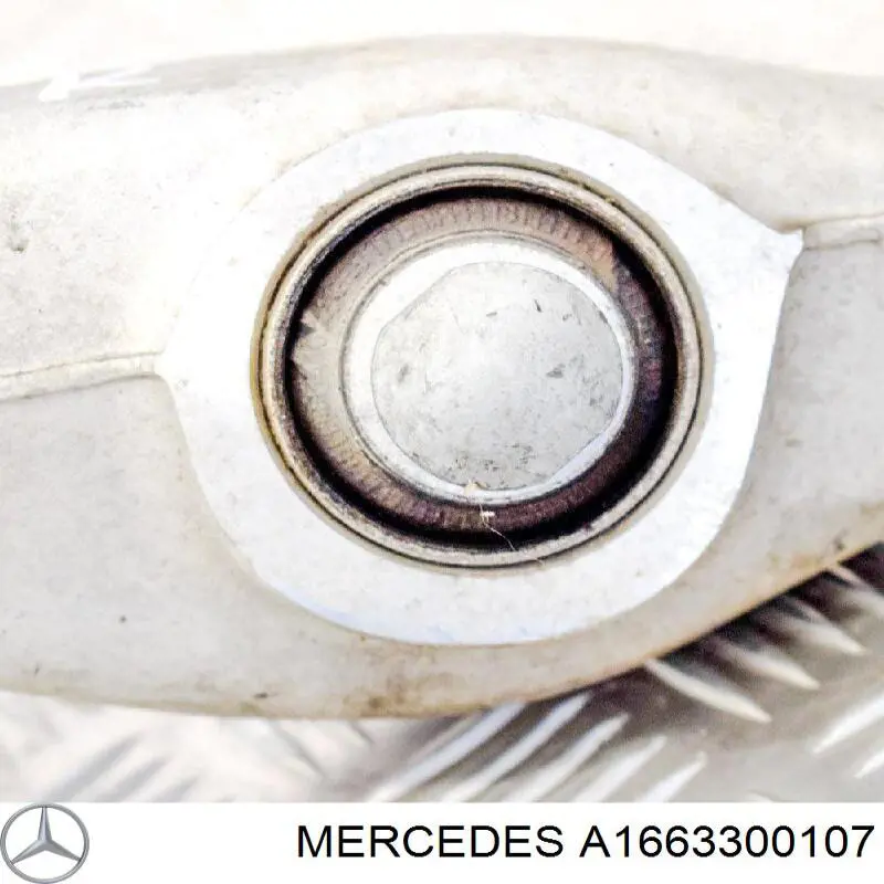 Brazo inferior izquierdo de la suspensión delantera A1663300107 Mercedes