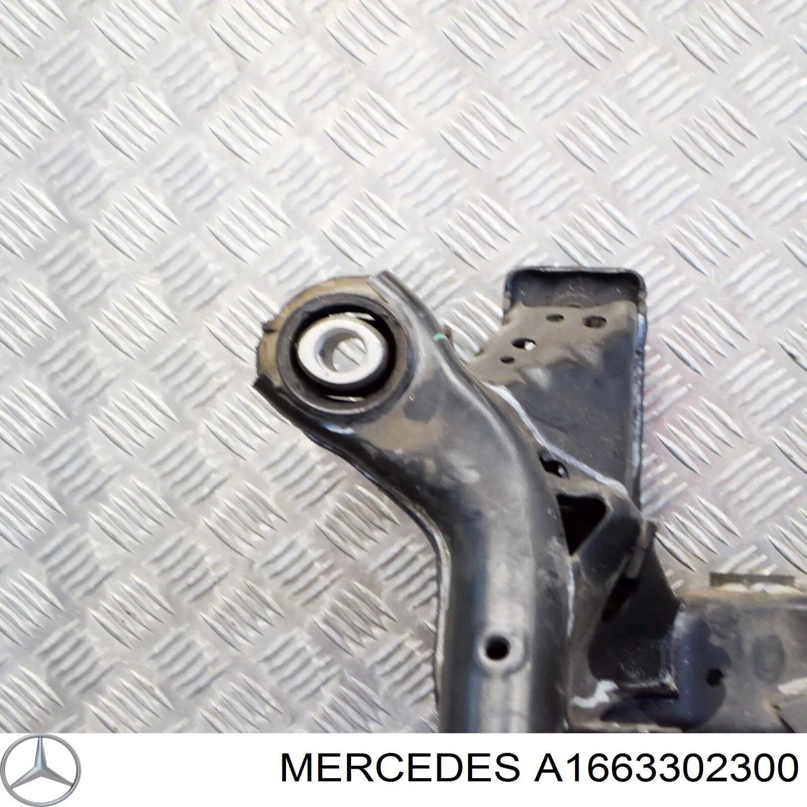 Subchasis delantero soporte motor Mercedes A1663302300 precio, desde 1575,42 EUR