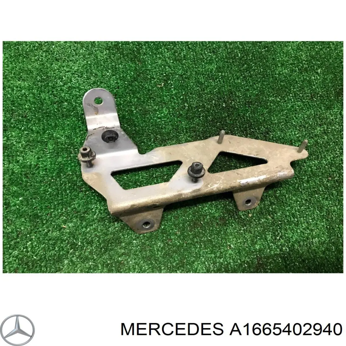 A1665402940 Mercedes