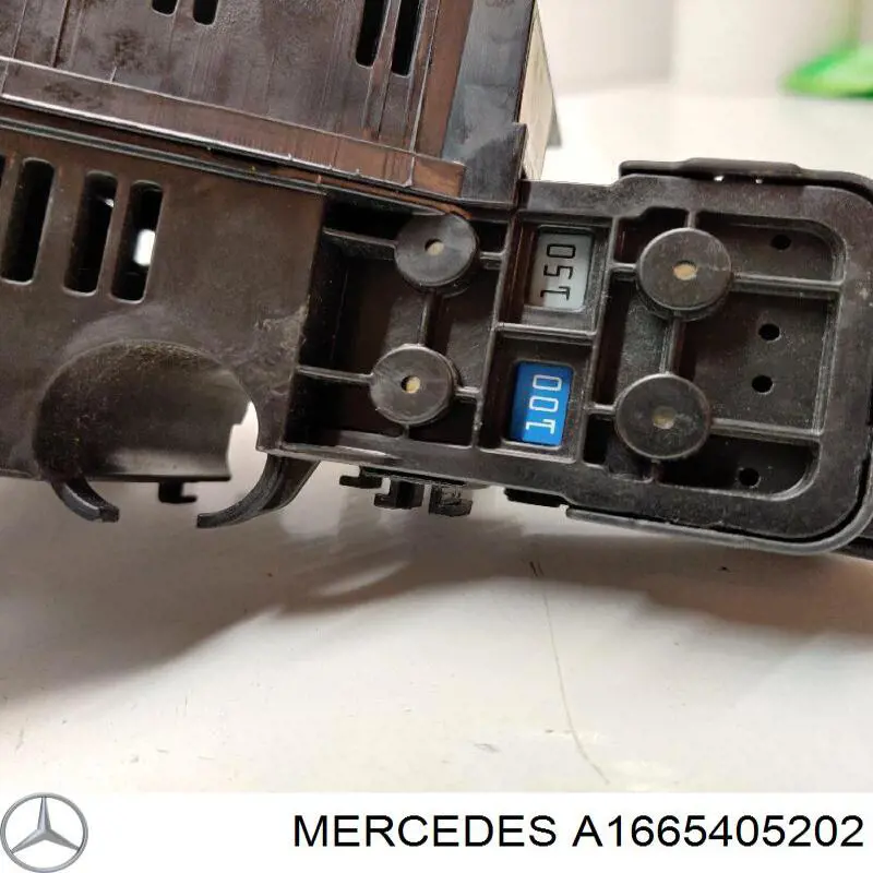 Caja reles Mercedes A1665405202
