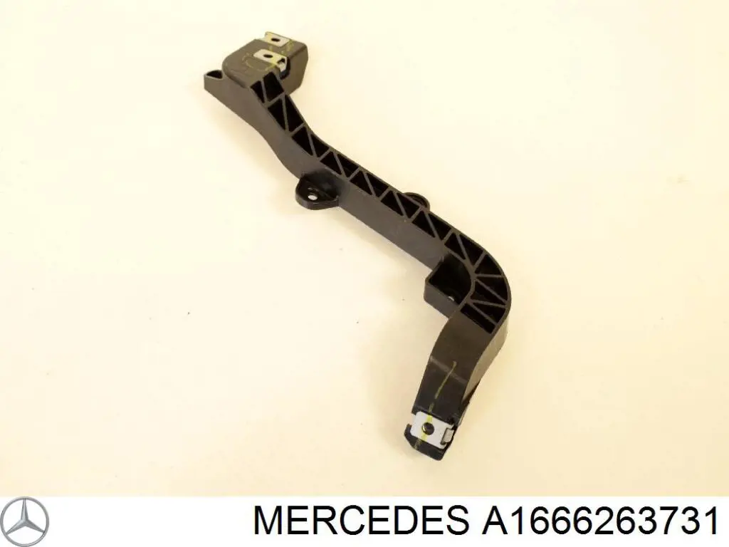 Soporte de parachoques delantero derecho Mercedes A1666263731 precio, desde 27,02 EUR