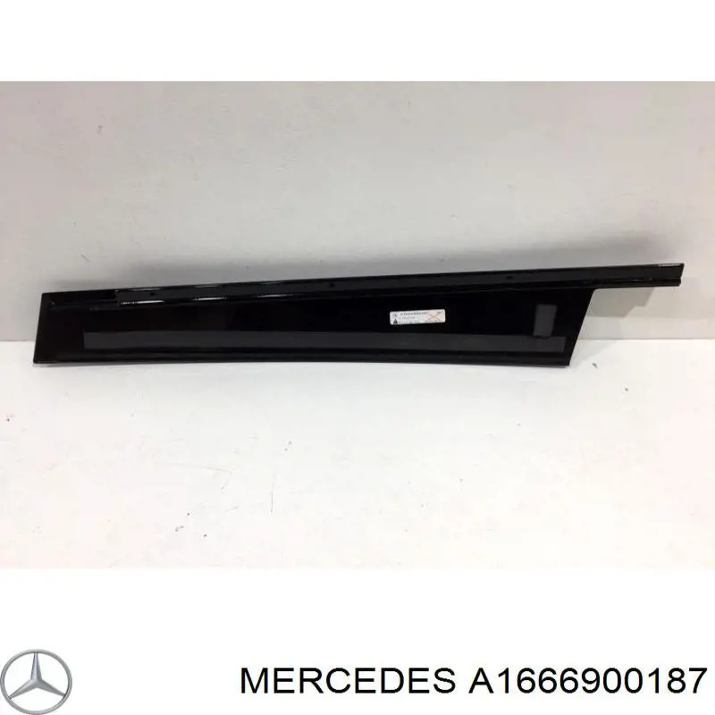 Comprar A1666900187 Mercedes Moldura vertical de puerta delantera izquierda